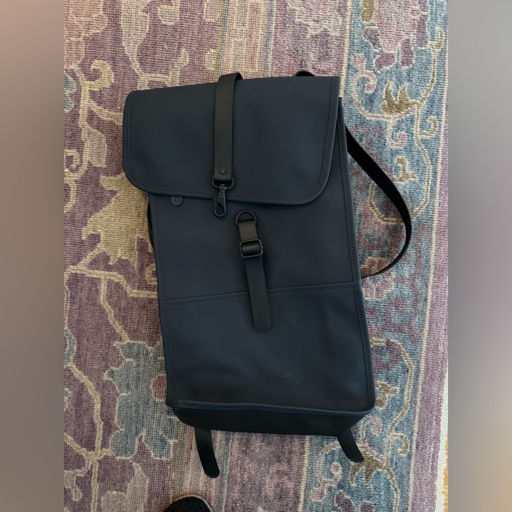 Navy Rains  Backpack - Picture 4 of 6